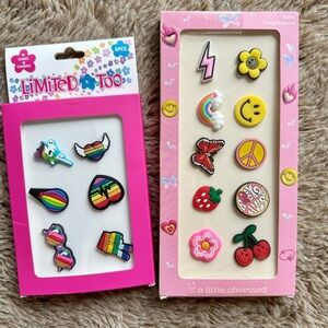 Crocs Rainbow & Peace Sign Shoe Charms Set